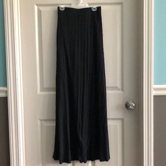 Women’s XS Black Pleaded Long Skirt - Picture 1 of 2